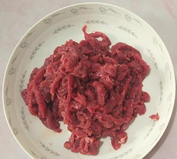 韭菜炒牛肉,家常菜,下饭菜怎么做图2