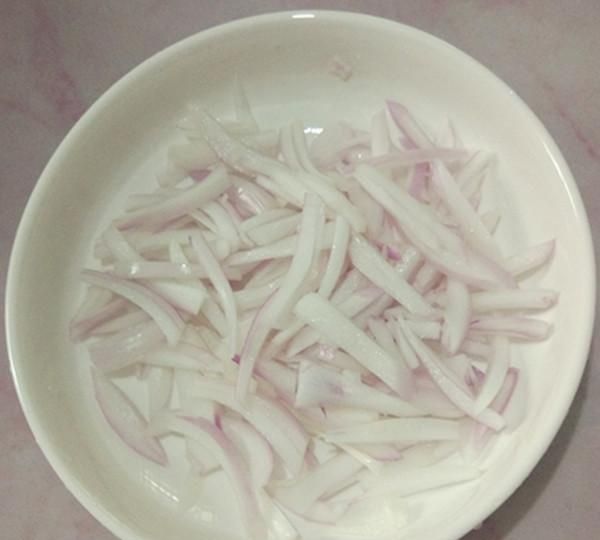 韭菜炒牛肉,家常菜,下饭菜怎么做图5