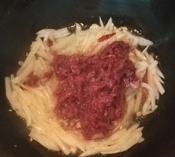 韭菜炒牛肉,家常菜,下饭菜怎么做图8