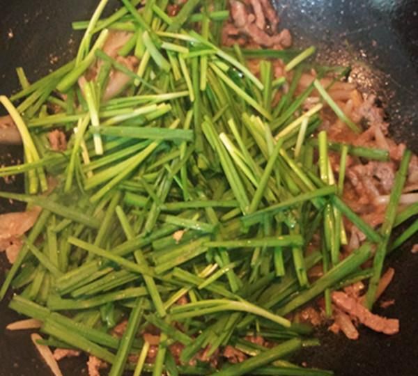韭菜炒牛肉,家常菜,下饭菜怎么做图10
