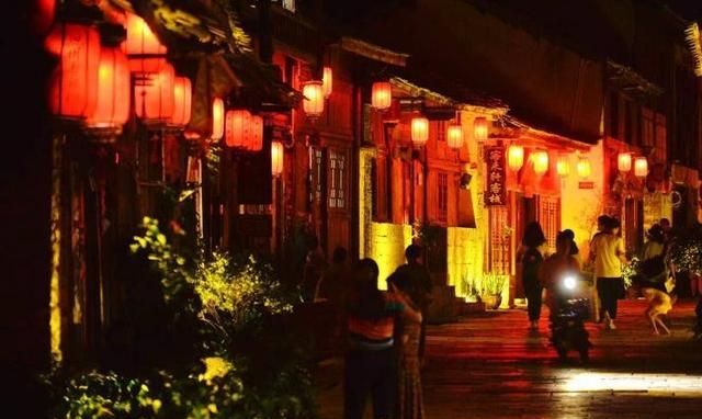 俗话说“门前亮灯旺人丁,后堂无光家不兴”啥意思?这是为什么?图3