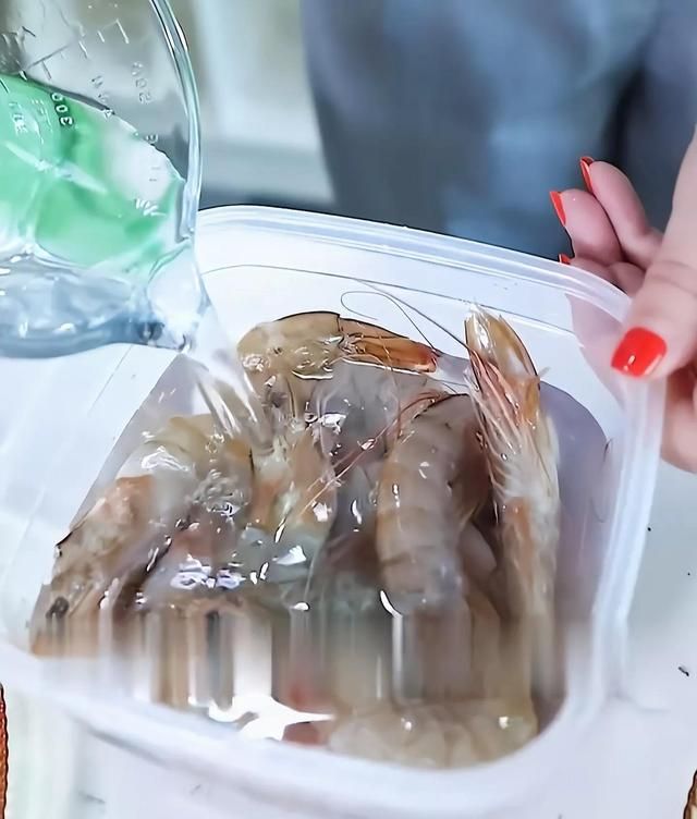 吃不完的虾放冰箱是冷冻还是保鲜图7