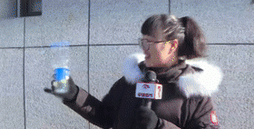 别人泼水成冰vs你泼水成冰图10