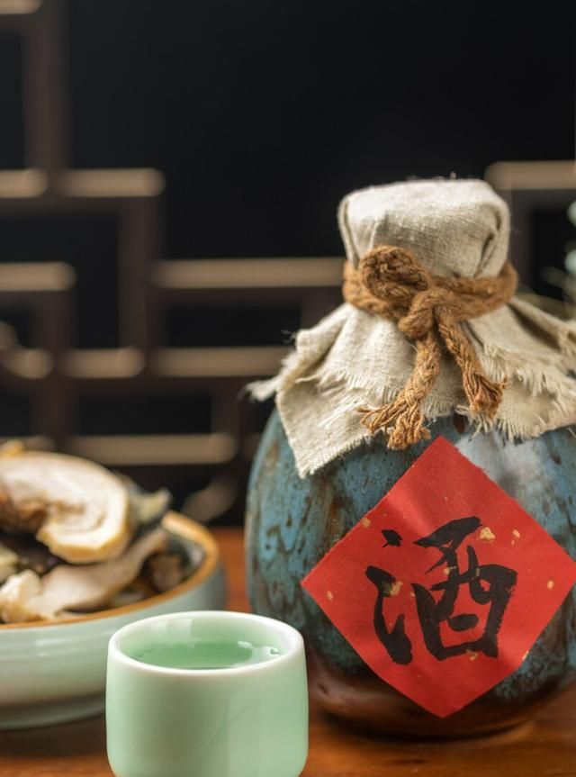 白酒“保质期”是多久?家中放了10年的白酒,还能喝吗?涨知识了图3