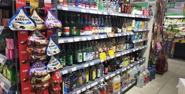 白酒“保质期”是多久?家中放了10年的白酒,还能喝吗?涨知识了图4
