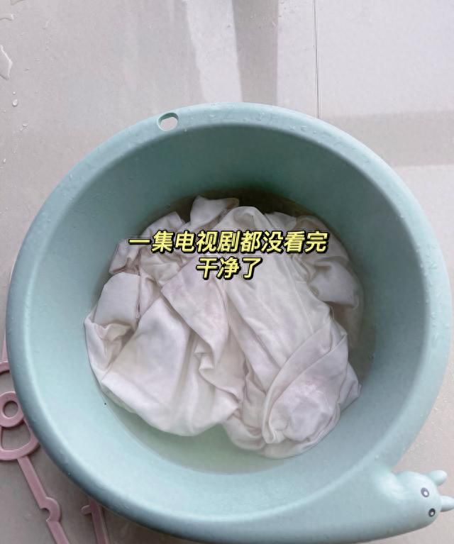 黄衣服被洗衣液漂白了怎么办,衣服被洗衣液染成红色怎么办图6