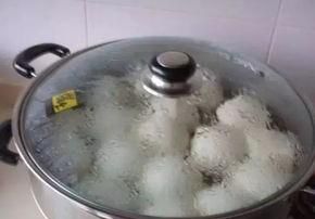 自己蒸出的馒头起泡了,这些才是原因,是哪几点出现的图3