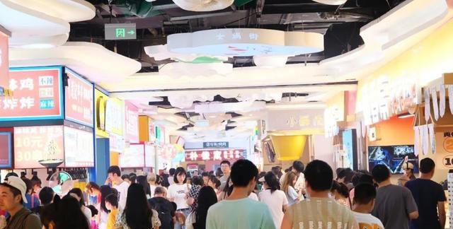 国内值得推荐的4条美食街,中国人气最旺十大美食街图11