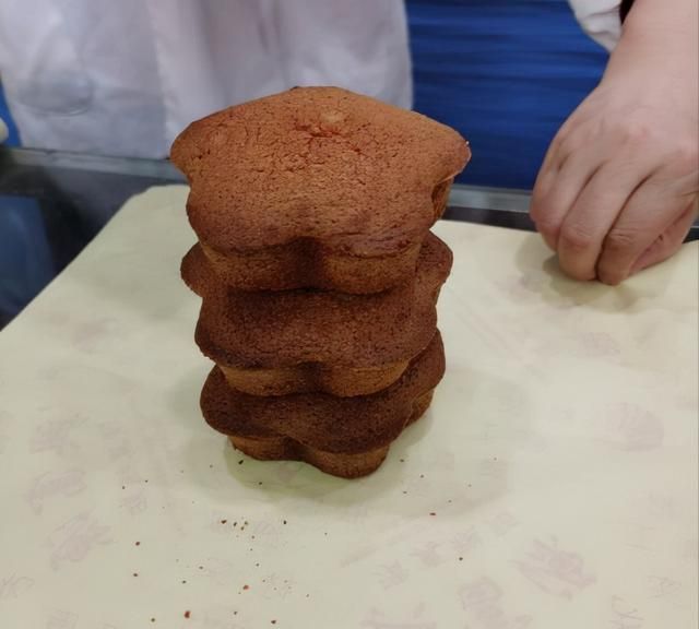 河北老式糕点的扛把子,味道不比北京天津老字号差,宣化老人爱吃图3