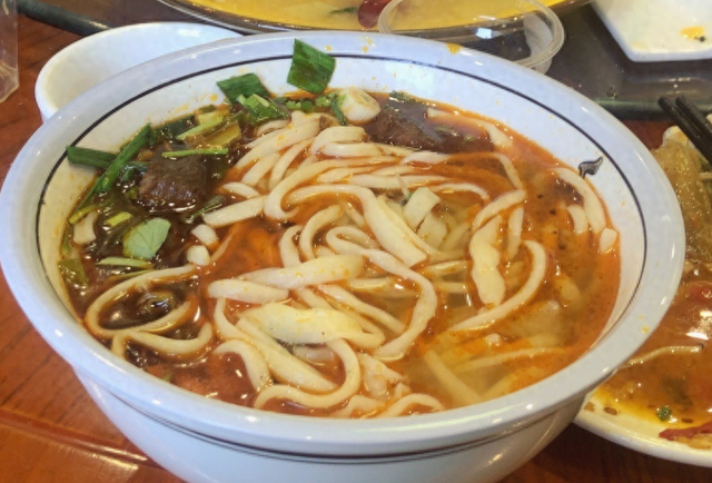 河南南阳吃的特色美食(南阳最具有特色的七大美食)图1