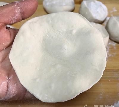 糖三角的做法,糖三角的做法和发面全过程图10
