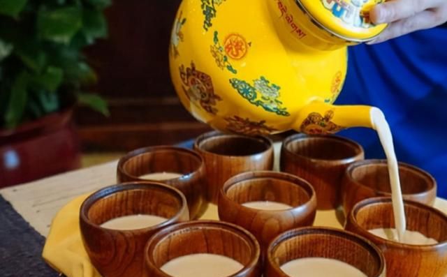 西藏特色美食小吃大全(西藏十大特色美食有哪些呢)图1