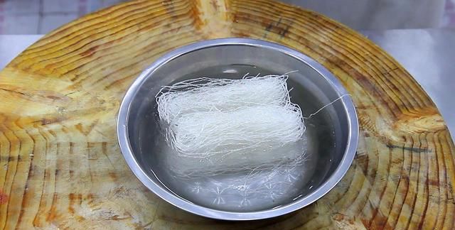 粉丝丝瓜的做法大全家常菜图2