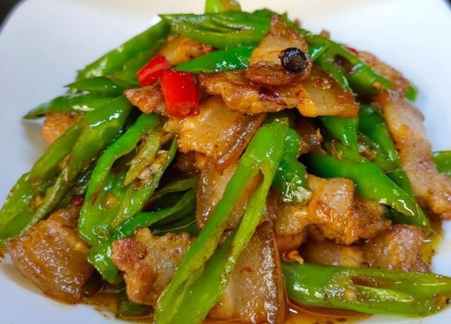 猪肉炒什么菜最好吃又营养,猪肉炒什么菜最好吃清淡图2