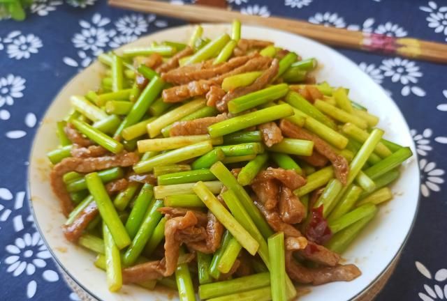 猪肉炒什么菜最好吃又营养,猪肉炒什么菜最好吃清淡图4