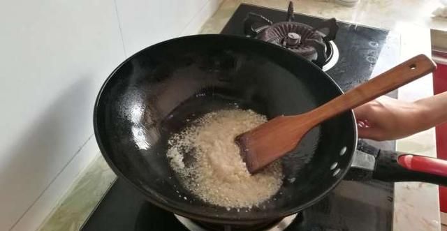 炭烤生蚝的做法与步骤窍门,炭烤生蚝蒜蓉酱做法图5
