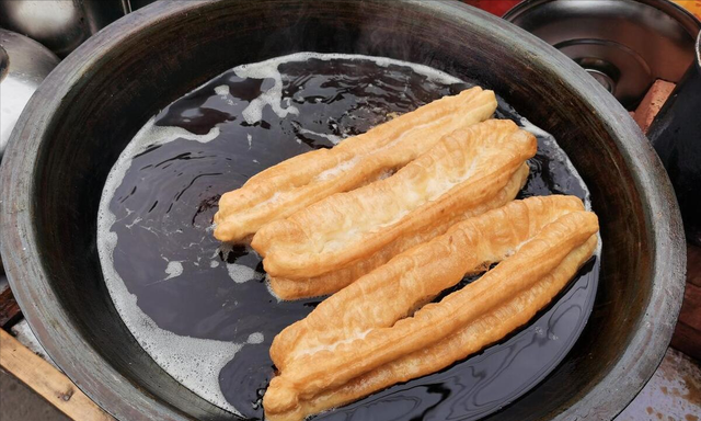 炸油条不用明矾有什么配方(油条不用矾可以炸不)图6