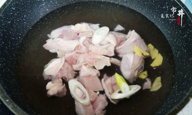 萝卜炒鸡肉最好吃的做法,鸡肉萝卜图5