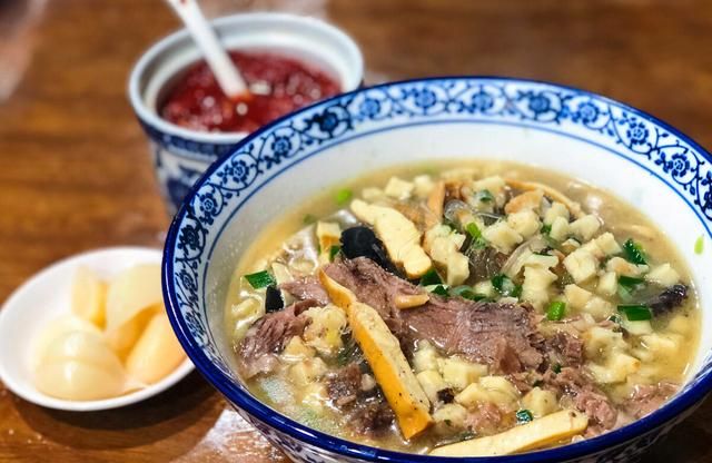 陕西西安必吃美食(想吃西安特色美食就去这5条街)图6
