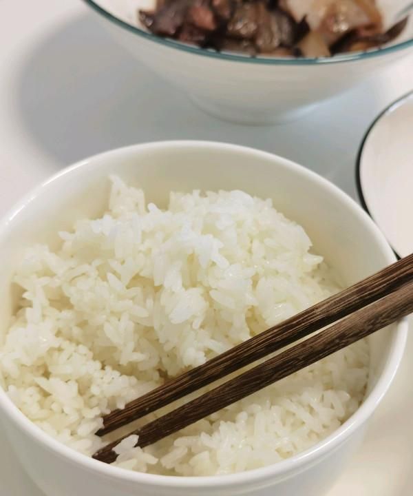电高压锅蒸饭的正确做法图1