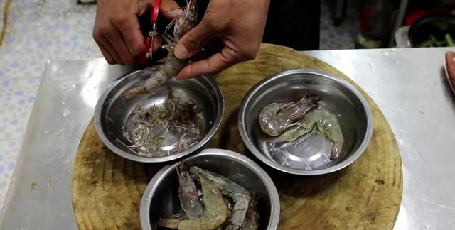 这才是正宗麻辣香锅的家常做法,最简单麻辣香锅的家常做法图2