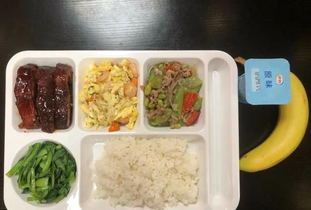 仙霞路美食街怎么去图2