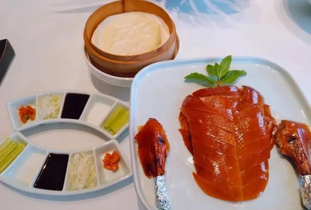 新津美食
,观大运赛事,品新津美食图21