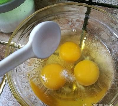 西红柿炒鸡蛋的做法图6