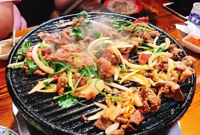 北京不可错过的十大美食,你最想吃哪一种美食图10