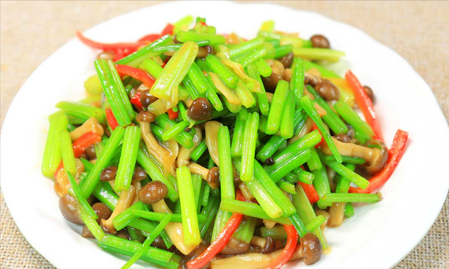 建议老年人五种碱性蔬菜要常吃(老年人常吃的碱性食物)图10