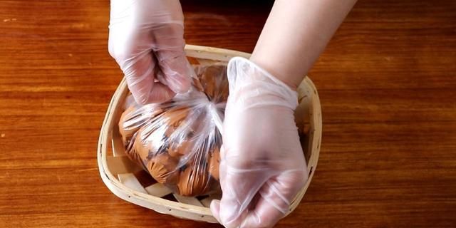 如何腌制皮蛋的做法大全窍门(腌制皮蛋最简单的方法教程)图13
