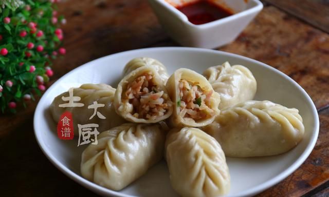 柳叶蒸饺的包法教程慢动作(柳叶蒸饺的包法教程)图2