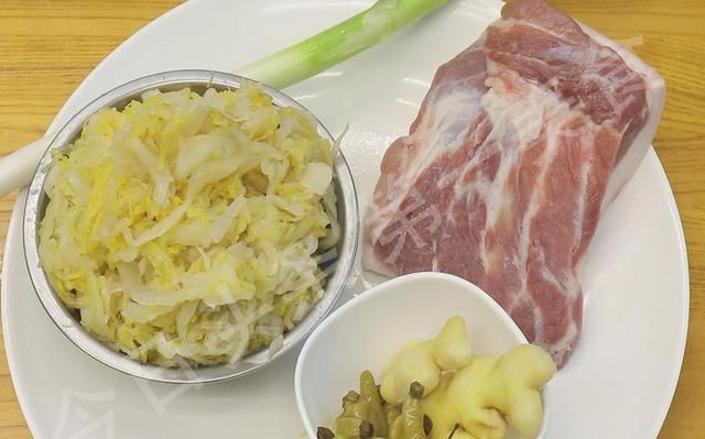 东北十大硬菜做法(东北的硬菜吃得过瘾)图2
