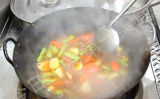 东北十大硬菜做法(东北的硬菜吃得过瘾)图11