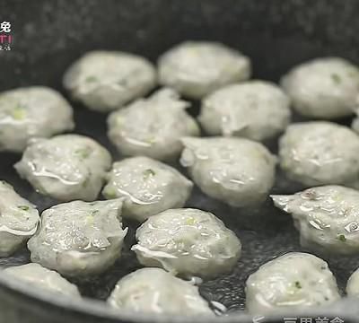 手工制作虾丸q弹秘诀,做q弹虾丸的家常做法图6