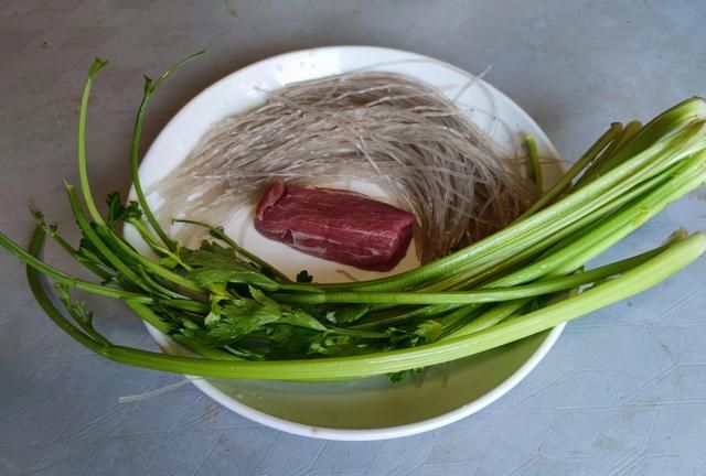 木薯淀粉怎么做成最好的粉条(用木薯淀粉做红薯粉条犯法吗)图7