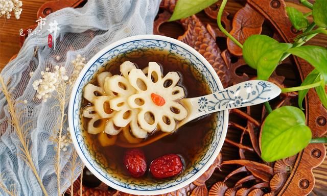入秋后这六种白色食物要多吃,秋季润燥食物一览表图2