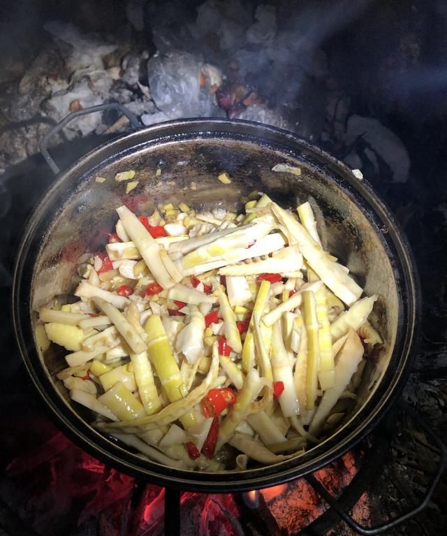 自做美食
,背包客走遍中国第5年,分享路上自做19道美食:看过会不会流口水图17