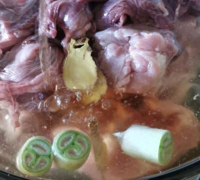 #一勺葱伴侣,成就招牌美味#香到舔手指版酱骨架