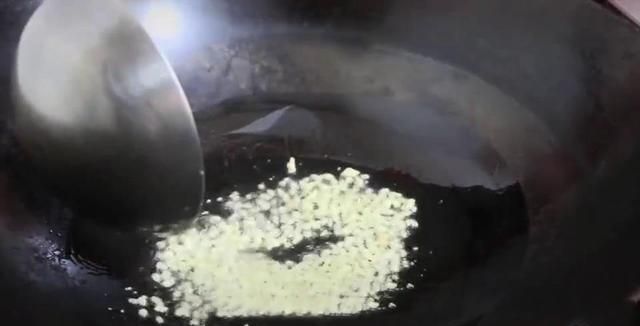 凉皮调料水怎么熬制才美味?凉皮料水详细配方来了,快来收藏吧