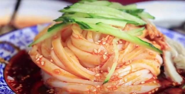 凉皮调料水怎么熬制才美味?凉皮料水详细配方来了,快来收藏吧