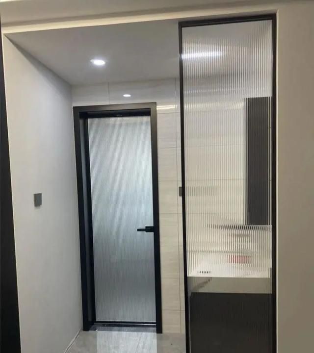 崩溃!要是装修前知道卫生间还能这么省钱,就不会被老婆骂