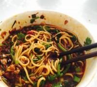 做杂酱面的制作方法
,杂酱面的制作方法 视频图11