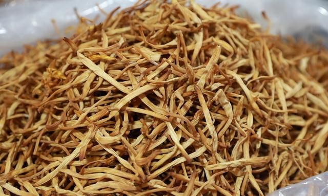 这5种蔬菜建议焯水后再吃,为了家人健康,别再图省事了