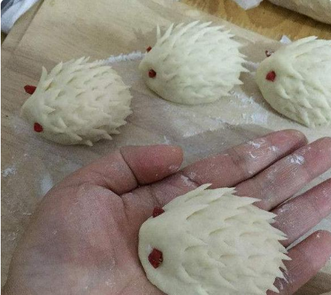 这家包子店自砸招牌!白面馒头、荞麦馒头都加了违禁的—糖精钠