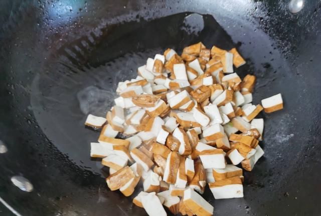 百吃不厌卤豆腐干,简单的家常做法,不简单的美味,太赞了