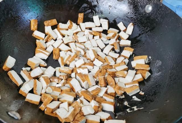 百吃不厌卤豆腐干,简单的家常做法,不简单的美味,太赞了
