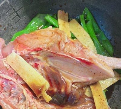 鸡肉这样做好吃又简单,全家人都爱这样做,营养又美味