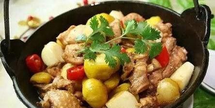 板栗炒鸡怎么煮
,板栗鸡怎么做好吃又简单图15