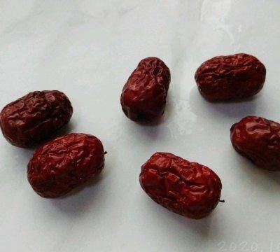 这样做莲莲红红银耳汤,比饭店里的还好吃